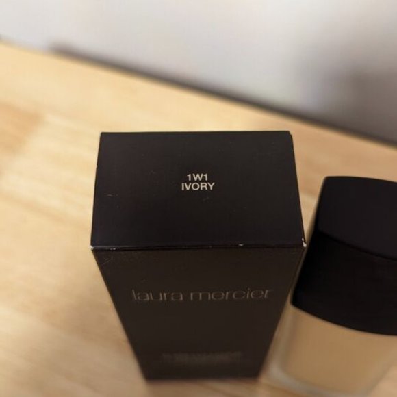 1W1 IVORY Laura Mercier Flawless Fusion Ultra Longwear Foundation - Picture 2 of 2
